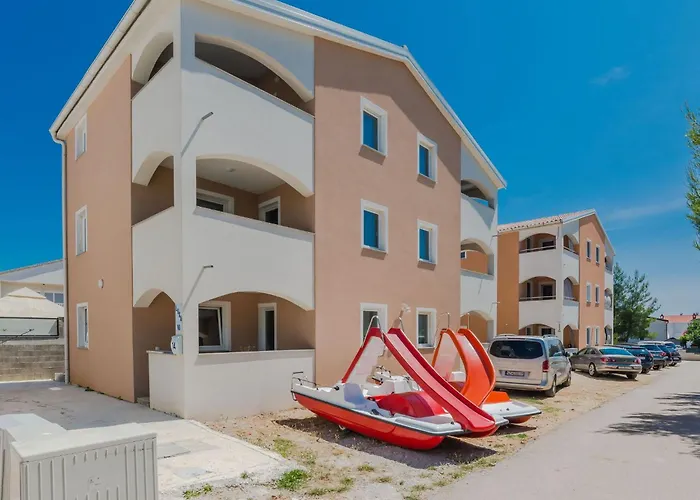 Simic 4 By Interhome *