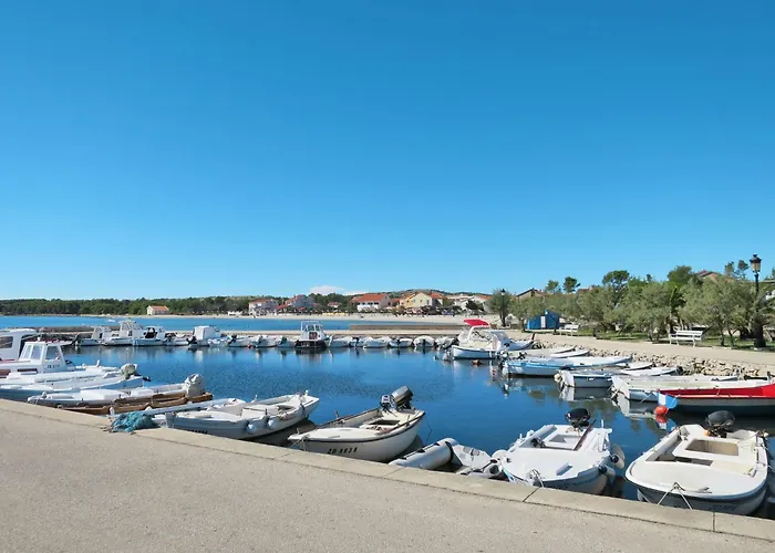 Simic 4 By Interhome *